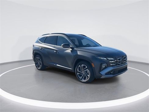 Certified 2025 Hyundai Tucson Limited image 2