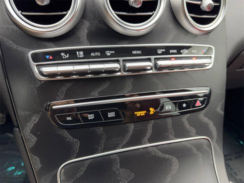Used 2022 Mercedes-Benz GLC 300 w/ AMG Line image 61
