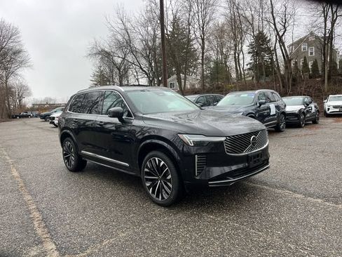 Used 2026 Volvo XC90 B6 Ultra w/ Protection Package AWD/4WD image 9