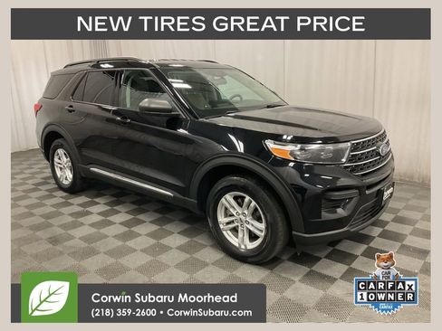 Used 2023 Ford Explorer XLT AWD/4WD image 1