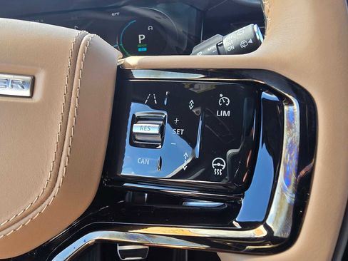 New 2026 Land Rover Range Rover Sport Dynamic SE image 31