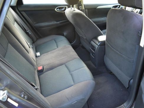 Used 2013 Nissan Sentra SR FWD image 17