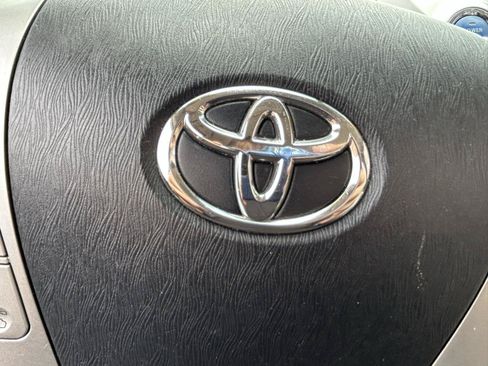 Used 2013 Toyota Prius V Five FWD image 20