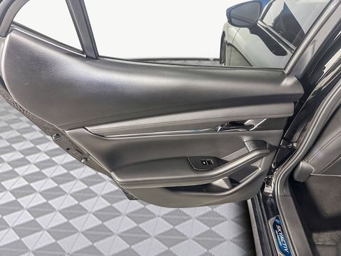 Used 2020 MAZDA MAZDA3 Hatchback w/ Premium Package image 26