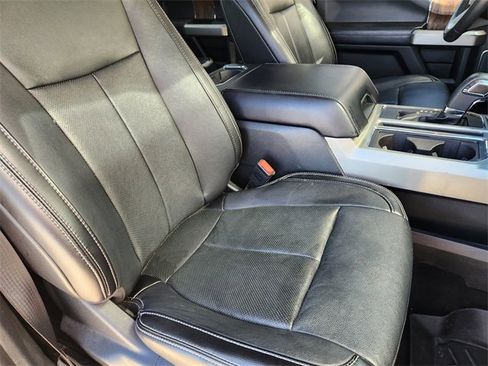 Used 2019 Ford F150 Lariat w/ Equipment Group 502A Luxury image 17