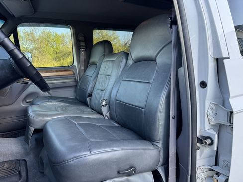 Used 1997 Ford F350 2WD Crew Cab image 14