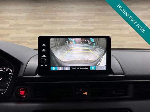 Used 2025 Honda Pilot Touring image 12