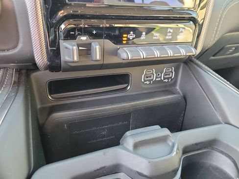 Used 2021 RAM 1500 Limited RWD image 29