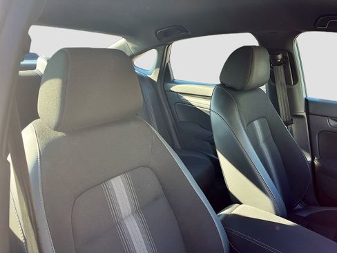 Used 2024 Honda Civic Sport image 25