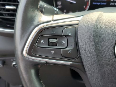 Used 2023 Buick Envision Avenir AWD/4WD image 17