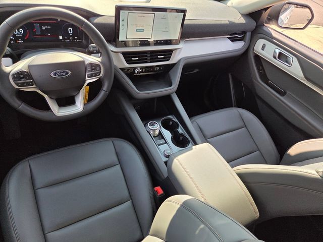 New 2026 Ford Explorer Active w/ Active Comfort Package AWD/4WD image 8