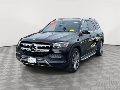 Used 2022 Mercedes-Benz GLS 450 4MATIC image 3