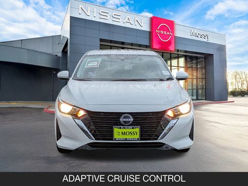 Certified 2025 Nissan Sentra SV w/ SV Premium Package image 4