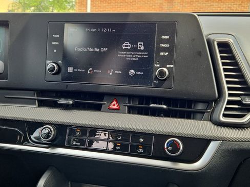Certified 2025 Kia Sportage LX AWD/4WD image 35