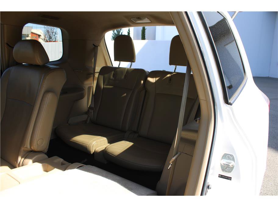 Used 2013 Toyota Highlander Limited AWD/4WD image 16