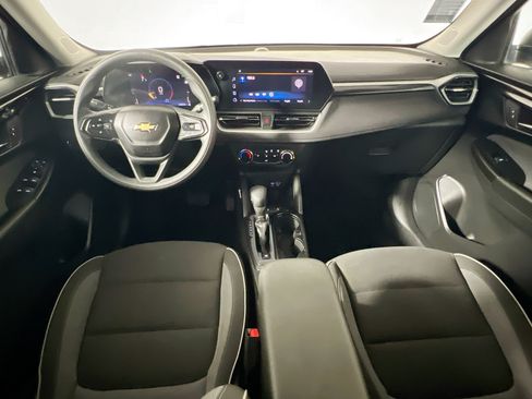Used 2024 Chevrolet TrailBlazer LS w/ LS Convenience Package FWD image 28