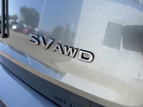 Used 2024 Nissan Rogue SV image 5