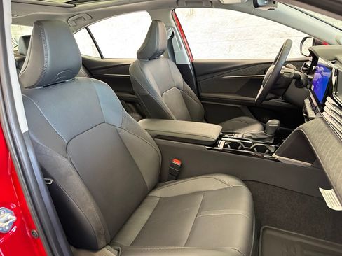 Used 2026 Toyota Camry XLE w/ Premium Package FWD image 48