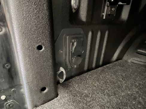 Used 2022 Ford F350 Limited image 36