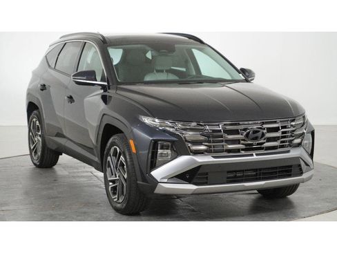 New 2026 Hyundai Tucson Limited AWD/4WD image 1