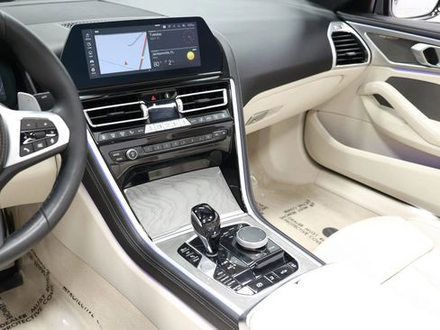 Used 2022 BMW M850i xDrive Convertible AWD/4WD image 30