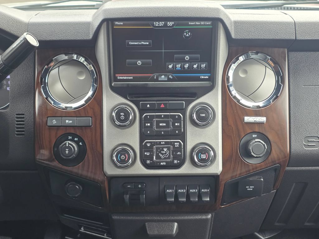 Used 2014 Ford F250 Lariat w/ Chrome Package AWD/4WD image 12