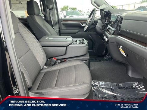 New 2026 GMC Sierra 1500 SLE RWD image 19