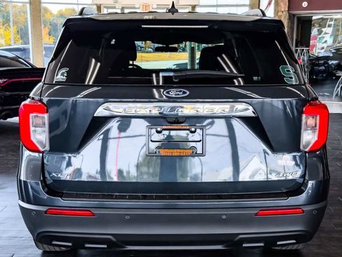 Used 2023 Ford Explorer XLT image 15