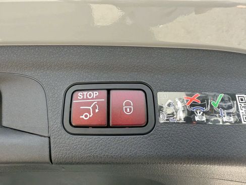 New 2025 Mercedes-Benz GLE 53 AMG 4MATIC image 37