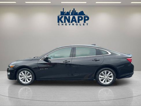 Used 2025 Chevrolet Malibu LT FWD image 2