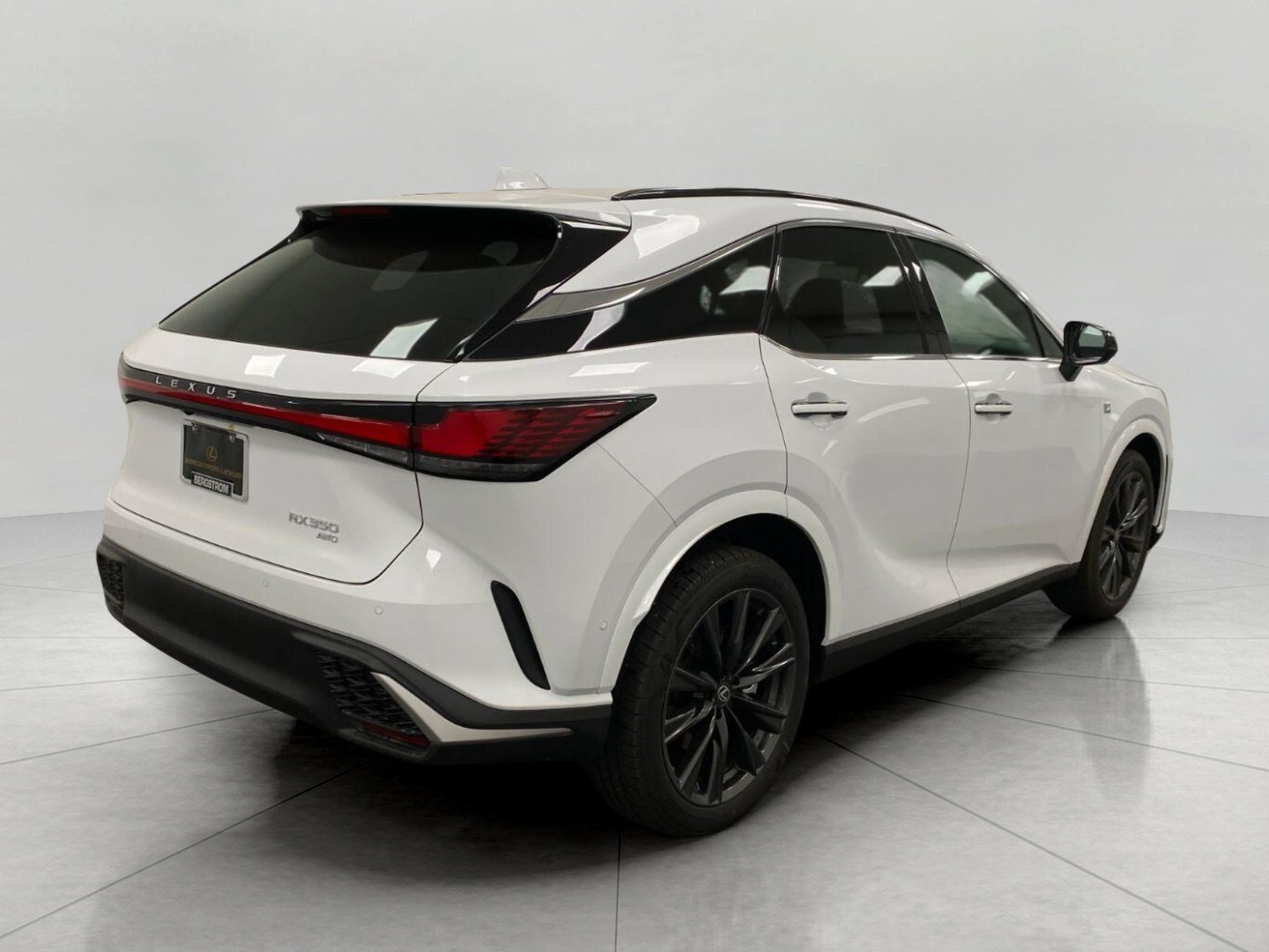 New 2026 Lexus RX 350 F Sport AWD/4WD image 3
