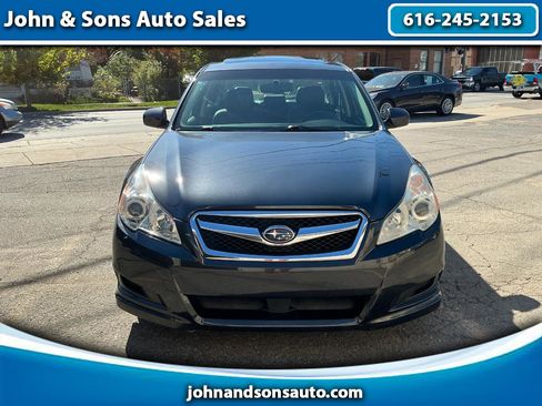Used 2011 Subaru Legacy 2.5i Limited image 1