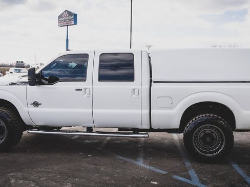 Used 2014 Ford F350 Lariat image 7