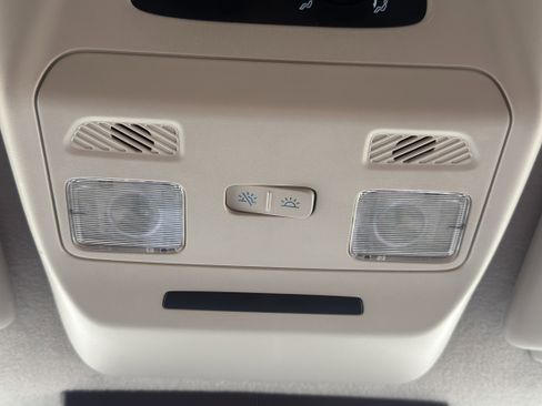 Used 2023 Ford Transit 350 XLT image 78