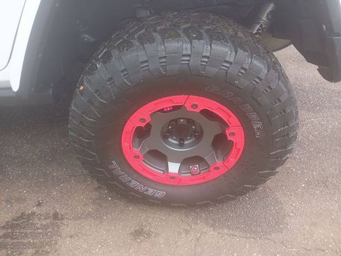 Used 2018 Jeep Wrangler Unlimited Rubicon AWD/4WD image 13