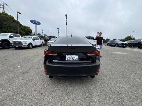 Used 2017 Lexus IS 350 F Sport RWD image 7