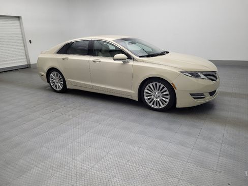 Used 2016 Lincoln MKZ image 11