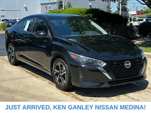Certified 2024 Nissan Sentra SV FWD image 1