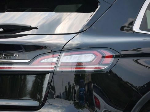 Certified 2023 Lincoln Nautilus FWD image 40