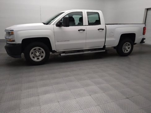Used 2017 Chevrolet Silverado 1500 W/T RWD image 2