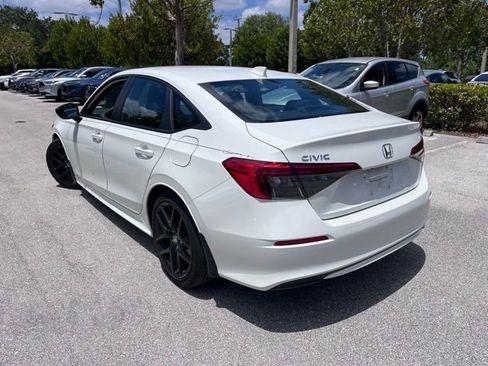 Used 2024 Honda Civic Sport image 4