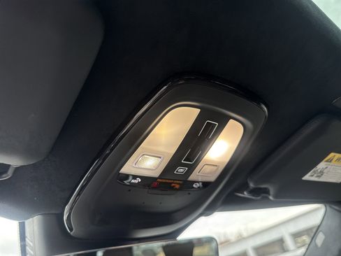 Used 2024 Volvo XC90 B6 Ultimate w/ Lounge Package image 27