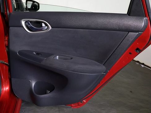 Used 2014 Nissan Sentra SR FWD image 26