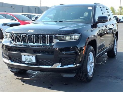 New 2026 Jeep Grand Cherokee L Laredo AWD/4WD image 2