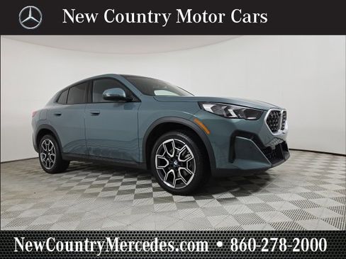 Used 2025 BMW X2 xDrive28i image 1