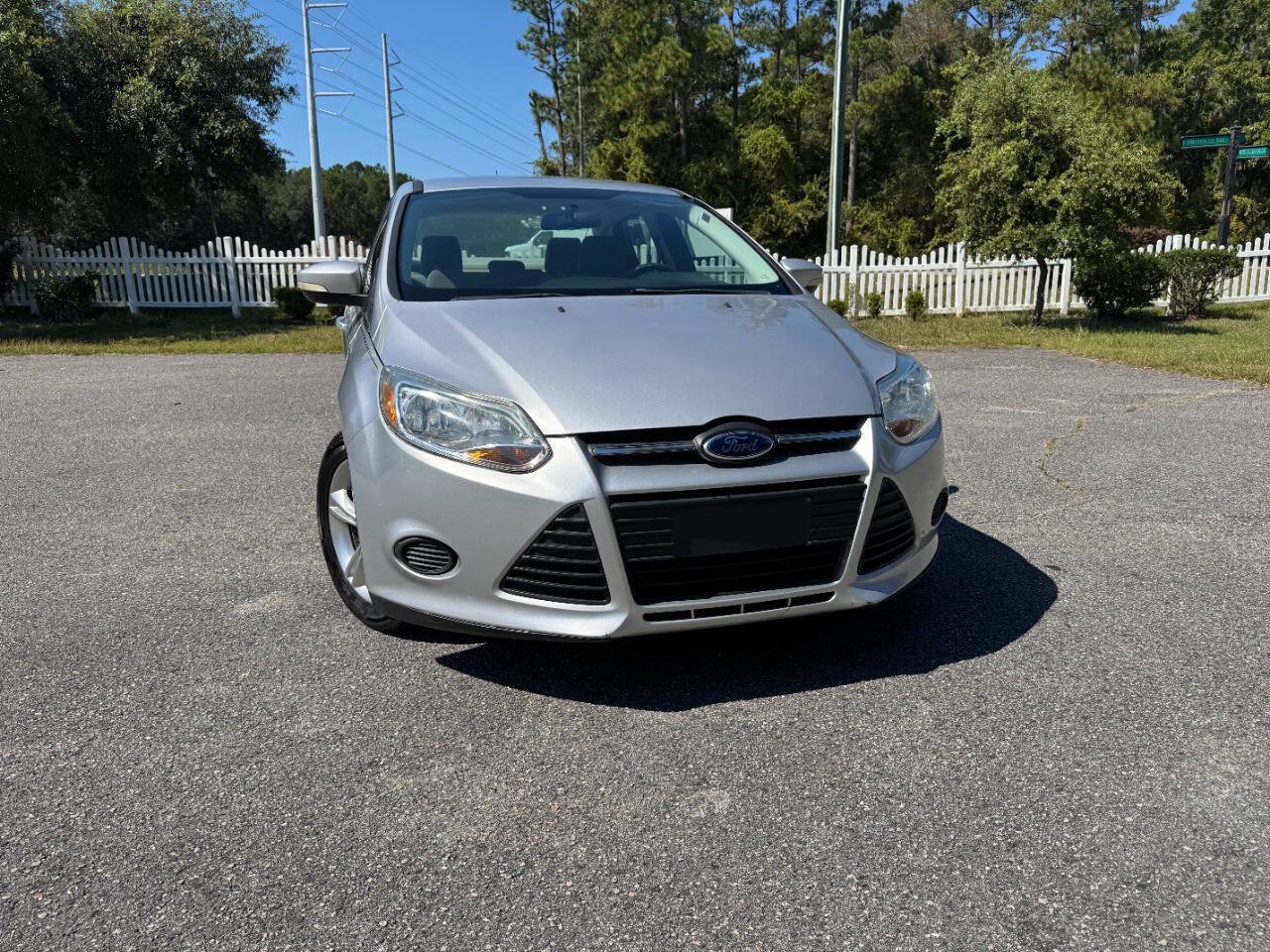 Used 2014 Ford Focus SE FWD image 36