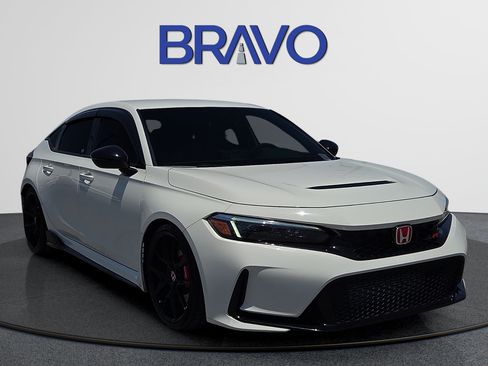 Used 2025 Honda Civic Type R image 6