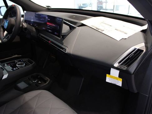 Used 2025 BMW iX M60 image 46