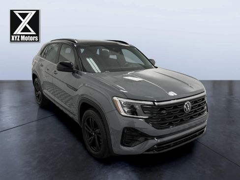 Used 2025 Volkswagen Atlas Cross Sport SEL R-Line image 7
