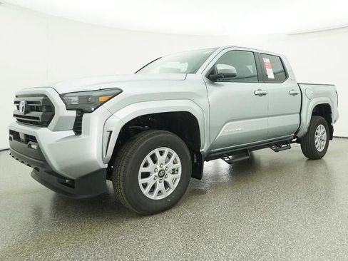New 2026 Toyota Tacoma SR5 image 17